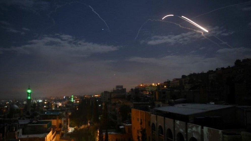 صورة أرشيفية تظهر تصدي دفاعات جوية لصواريخ إسرائيلية تستهدف دمشق، وفقاً لوسائل إعلام سورية. 21/01/2019. (أ ف ب)