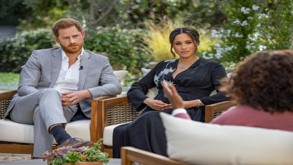 الأمير البريطاني هاري وزوجته ميغان دوقة ساسكس، في محادثة مع مقدمة البرامج التلفزيونية الأميركية أوبرا وينفري، 7 آذار/ مارس 2021. (أ ف ب)