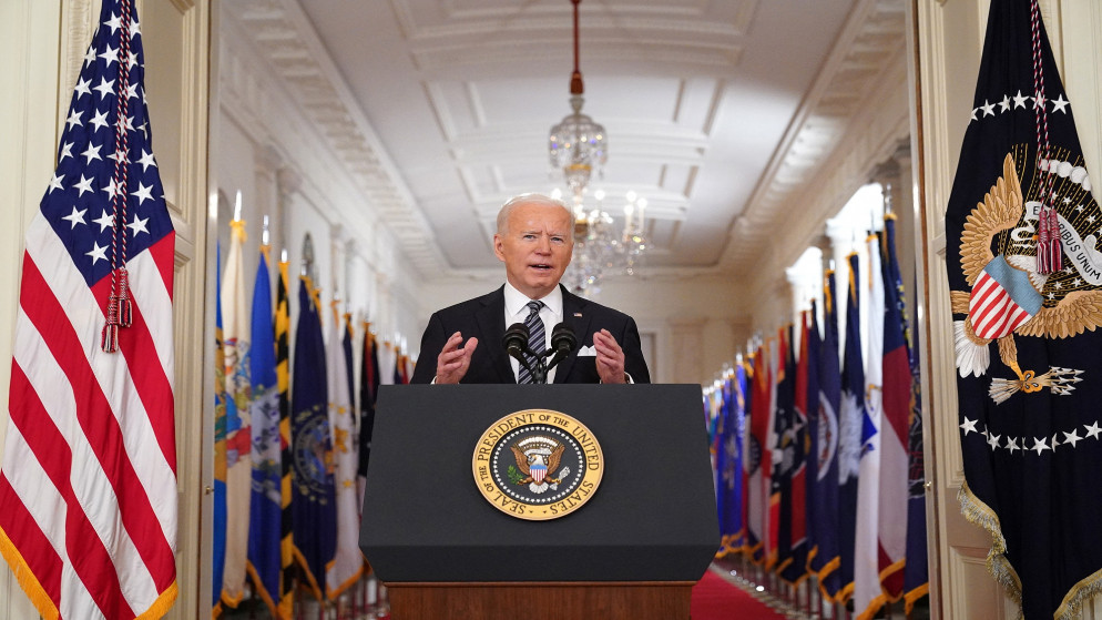 يتحدث الرئيس الأميركي جو بايدن في الذكرى السنوية لبدء جائحة كوفيد -19. الغرفة الشرقية للبيت الأبيض. واشنطن. 11 آذار\مارس 2021. (أ ف ب)