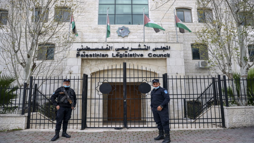 مقر المجلس التشريعي الفلسطيني في مدينة رام الله في الضفة الغربية المحتلة، 16 كانون الثاني/يناير 2021. (أ ف ب)