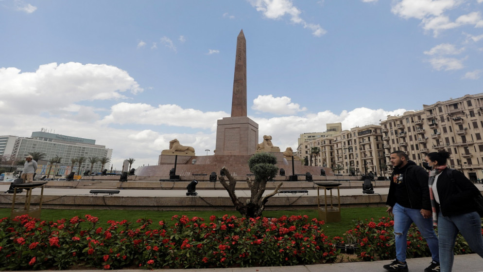 مسلة رمسيس الثاني بعد تجديد ميدان التحرير، وسط تفشي مرض فيروس كورونا (كوفيد -19) بالقاهرة، مصر، 1 أبريل/نيسان 2021. (رويترز)