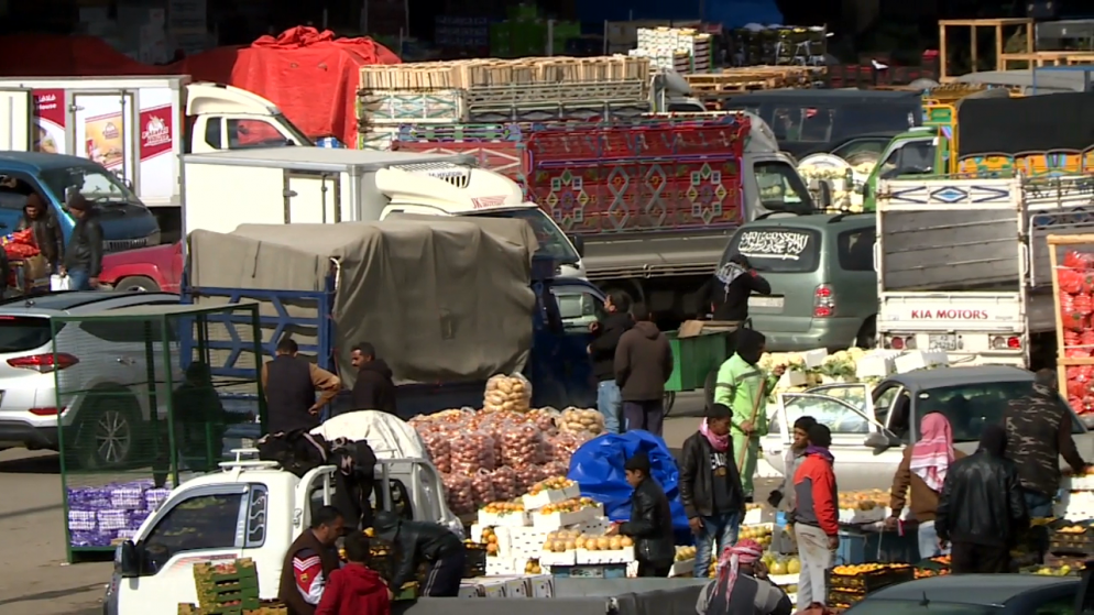 سوق الخضار المركزي في عمّان. (المملكة)