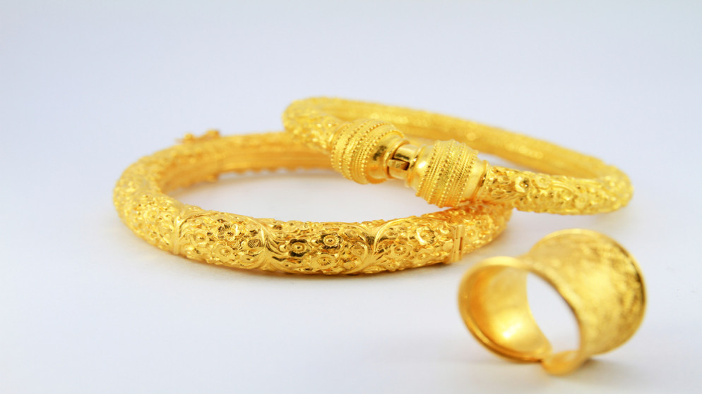 مجوهرات ذهبية.(shutterstock)