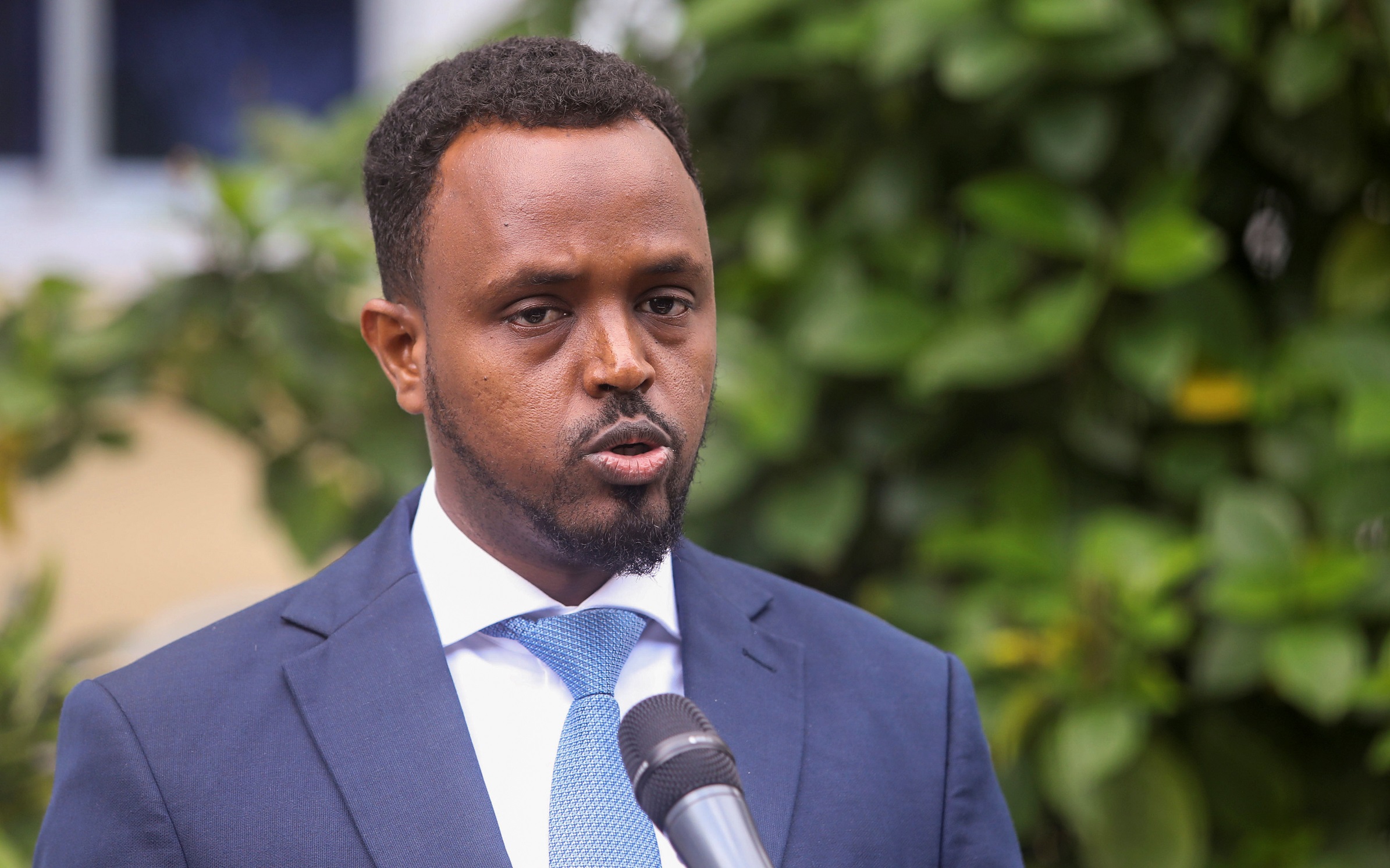 نائب وزير الإعلام الصومالي عبد الرحمن يوسف. (رويترز)