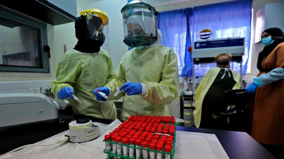 266611 شخصا تلقوا اللقاح المضاد لفيروس كورونا في الضفة الغربية المحتلة وقطاع غزة. (وفا)