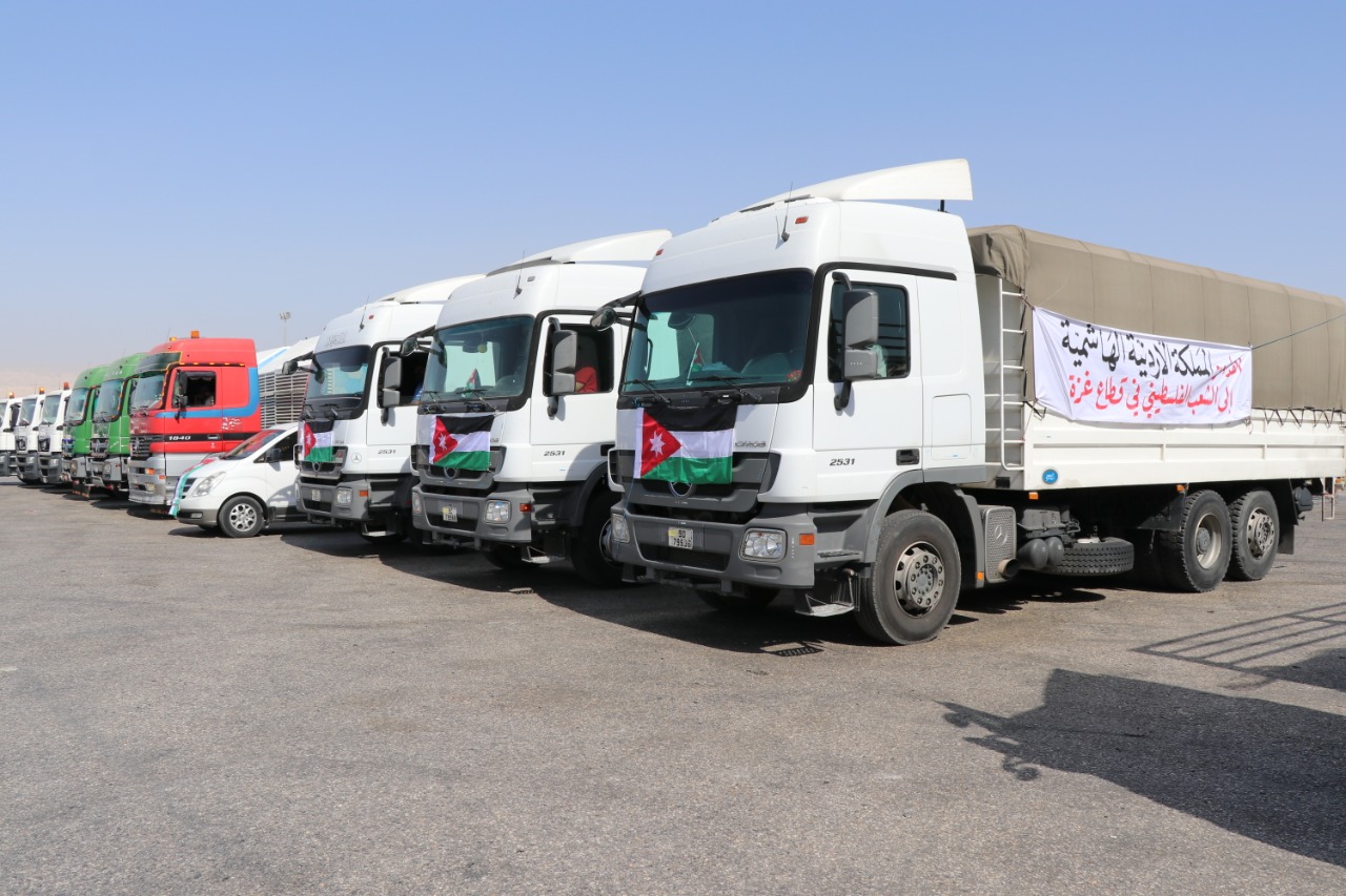 قافلة تعزيز إلى المستشفى الميداني الأردني في غزة. (القوات المسلحة الأردنية)