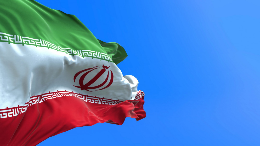 علم إيران. (shutterstock)