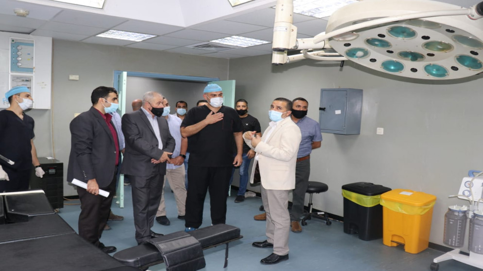 جانب من زيارة وفد من القيادة العامة للقوات المسلحة الأردنية الجيش العربي لمستشفى ميداني في قطاع غزة. (التوجية المعنوي)