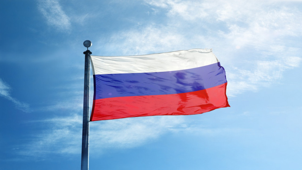 علم روسيا (shutterstock)