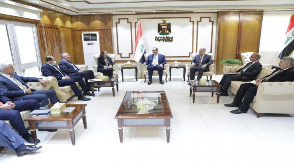 اجتماع أردني عراقي في وزارة التخطيط العراقية لبحث آليات تنفيذ مقررات القمة الثلاثية العراقية- الأردنية- المصرية. (وزارة التخطيط العراقية)