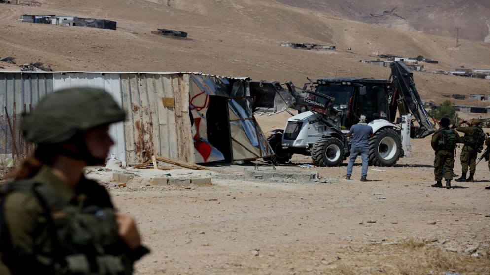 قوات الاحتلال الإسرائيلية تهدم استراحة لفلسطيني على طريق المعرجات في أريحا. 24/06/2021. (سليمان أبو سرور/ وفا)