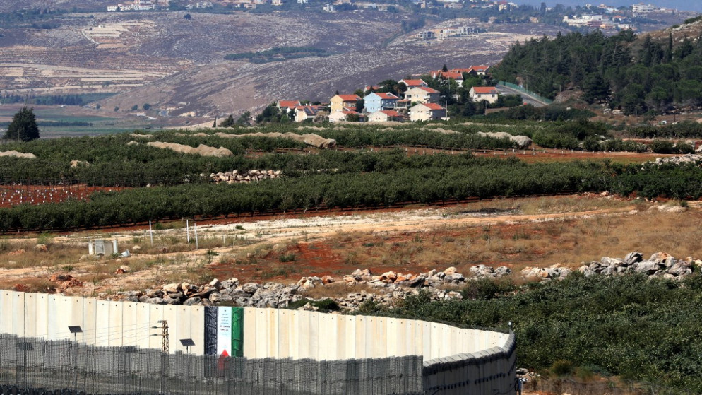 منطقة حدودية فاصلة بين جنوب لبنان وأراض فلسطينية تحتلها إسرائيل. (أ ف ب)