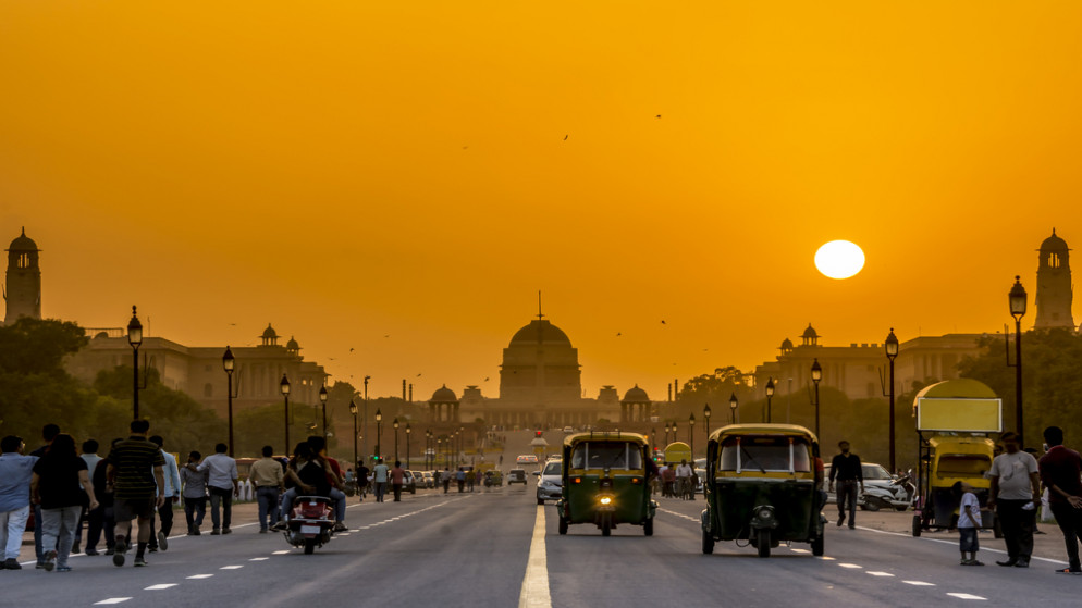 غروب الشمس في نيودلهي . الهند.(shutterstock)