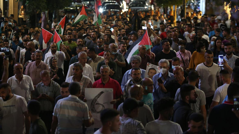 مسيرة وسط مدينة رام الله تنديدًا بالعدوان على الأسرى في سجون الاحتلال الإسرائيلي