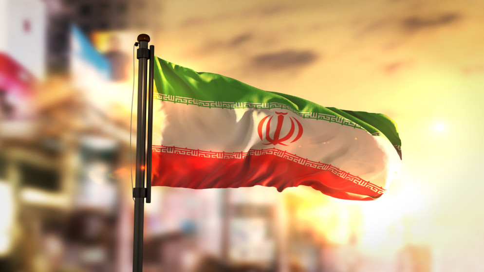 علم إيران. (shutterstock)