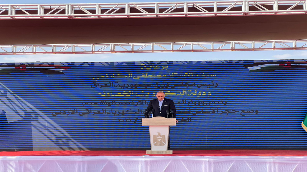 رئيس الوزراء بشر الخصاونة خلال فعالية وضع حجر الأساس لمشروع الربط الكهربائي الأردني العراقي.6/10/2022. (المملكة)