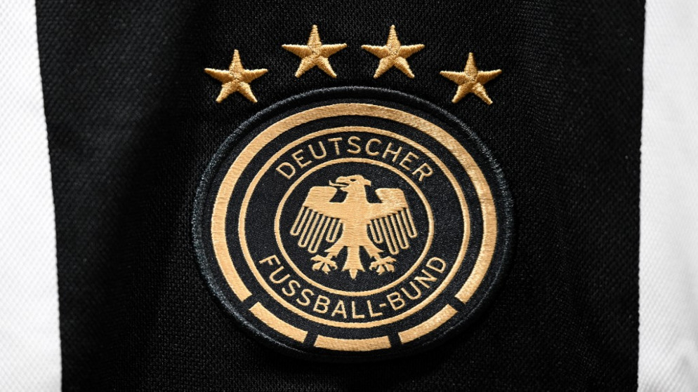 قميص المنتخب الألماني في كأس العالم لكرة القدم 2022 في قطر، 8 تشرين الثاني/نوفمبر 2022. (أ ف ب)
