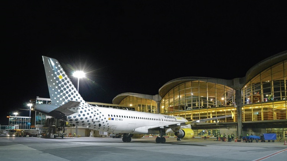 مطار الملكة علياء يستقبل أولى رحلات خطوط فيولينغ الجوية من برشلونة . (مجموعة المطار الدولية)