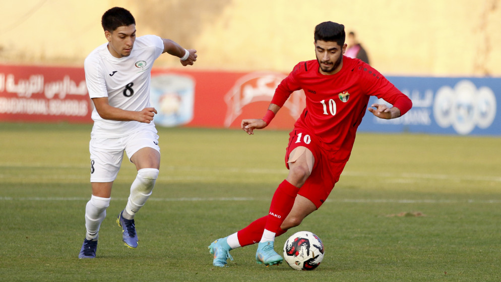 جانب من مباراة المنتخب الوطني تحت 23 عاما مع نظيره الفلسطيني. (اتحاد كرة القدم)