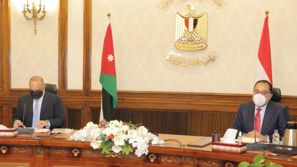 اجتماعات اللجنة العليا الأردنيّة المصرية المشتركة في القاهرة برئاسة رئيسي الوزراء في البلدين بشر الخصاونة (يسار) ومصطفى مدبولي. (رئاسة الوزراء)