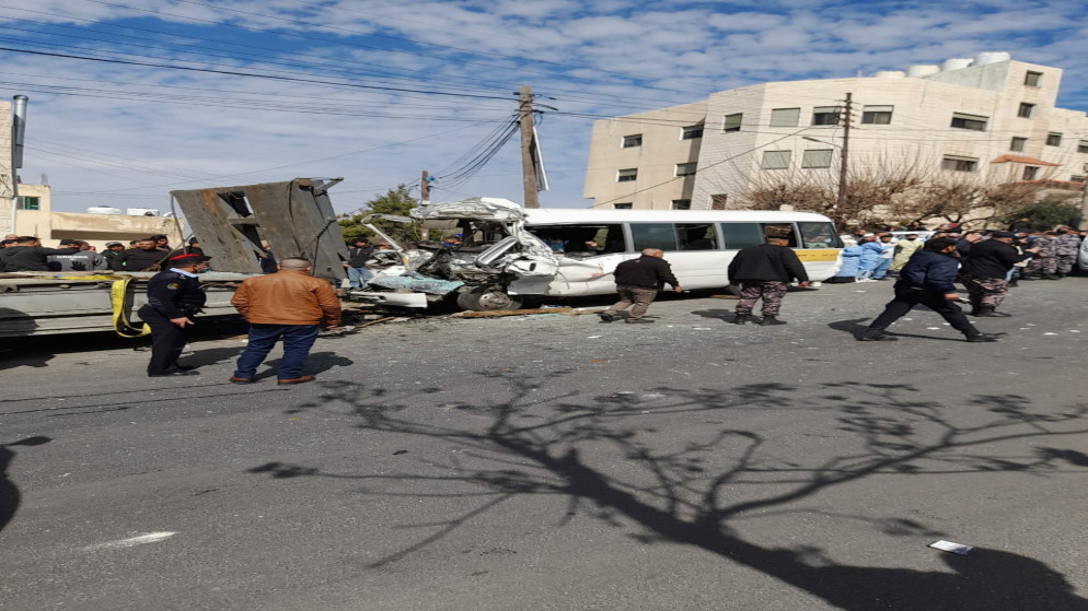 حادث تصادم بين عدد من المركبات في نزول بيادر-وادي السير في عمّان. (المملكة)