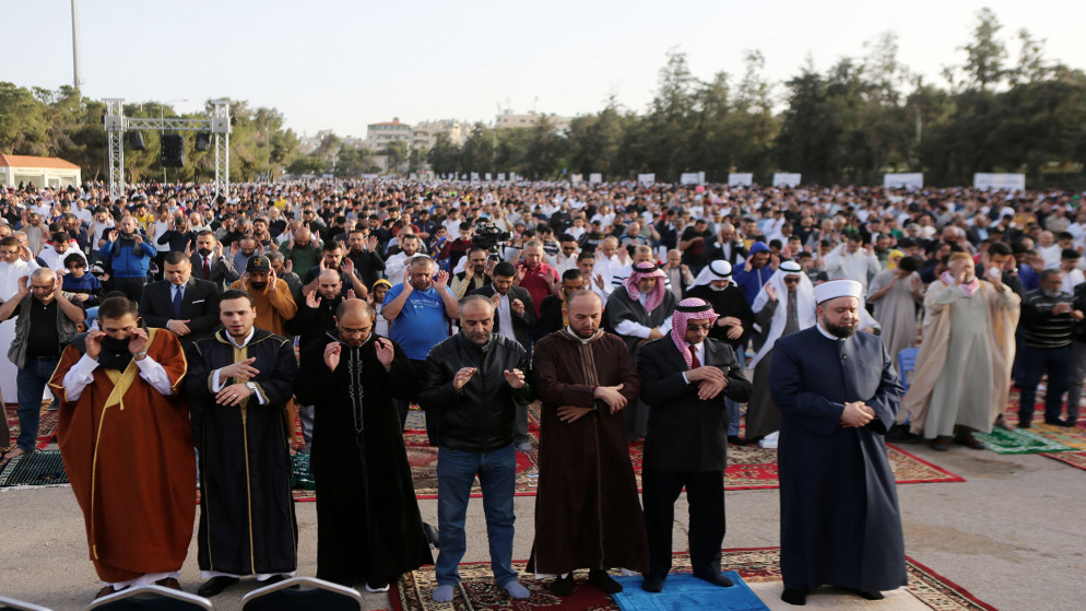 صلاة العيد بمصلى في عمّان.  (المملكة/صلاح ملكاوي)