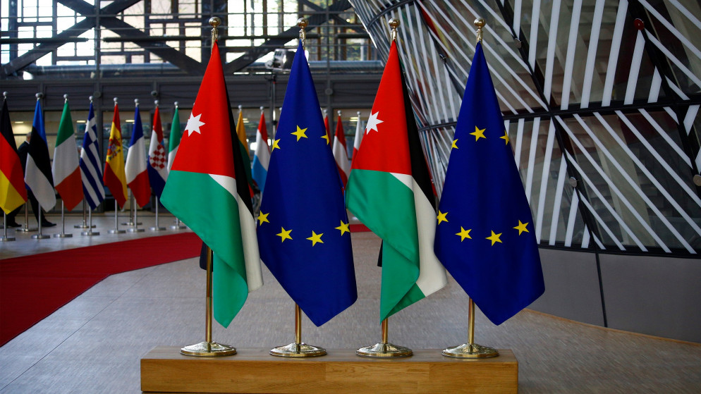 أعلام الأردن والاتحاد الأوروبي في المجلس الأوروبي في العاصمة البلجيكية بروكسل. 12 كانون الأول/ديسمبر 2018. (shutterstock)