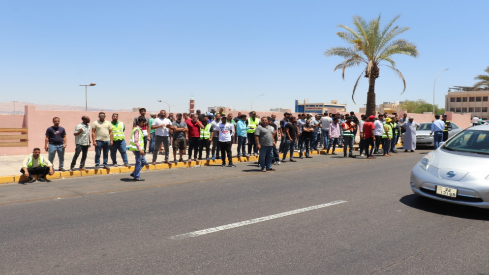 وقفة احتجاجية لموظفي موانئ العقبة للمطالبة بتوفير إجراءات السلامة في أماكن العمل. 29/06/2022. (نزار الصرايرة/المملكة)