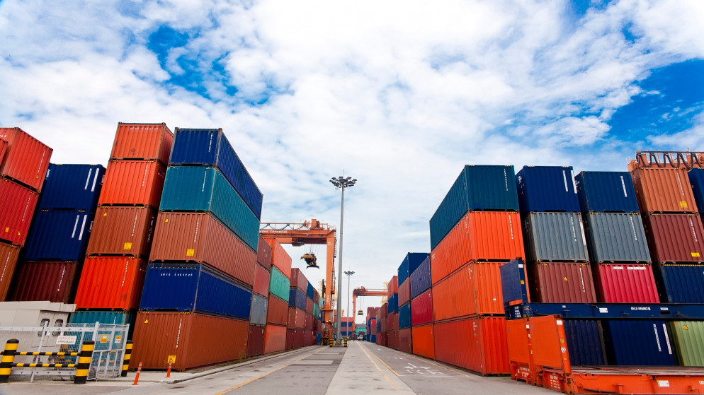 زادت صادرات المملكة لدول مجلس التعاون الخليجي خلال النصف الأول من العام الحالي إلى 635 مليون دينار. (shutterstock)