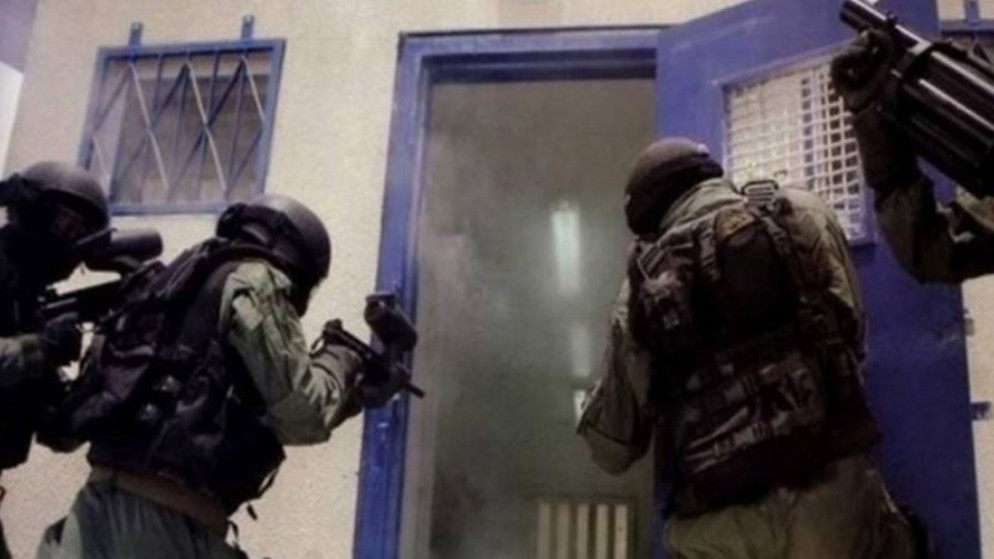صورة أرشيفية لوحدة القمع التابعة لإدارة سجون الاحتلال الإسرائيلي. (وفا)