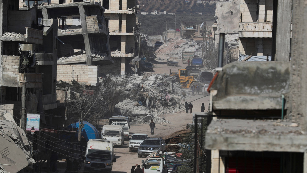 منظر من داخل بلدة جنديرس في حلب المتأثرة بالزلزال. (رويترز)