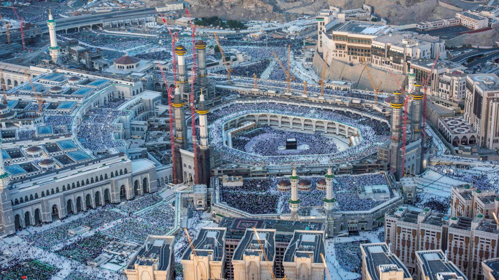 منظر عام للمسجد الحرام في مدينة مكة المكرمة خلال شهر رمضان. (رويترز)