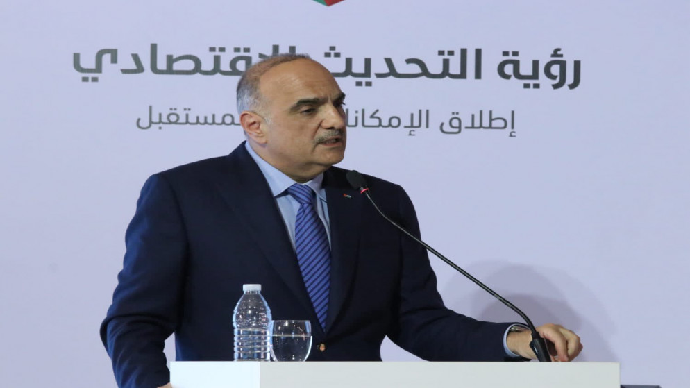 رئيس الوزراء بشر الخصاونة خلال حديثه عن رؤية التحديث الاقتصادي. (المملكة)