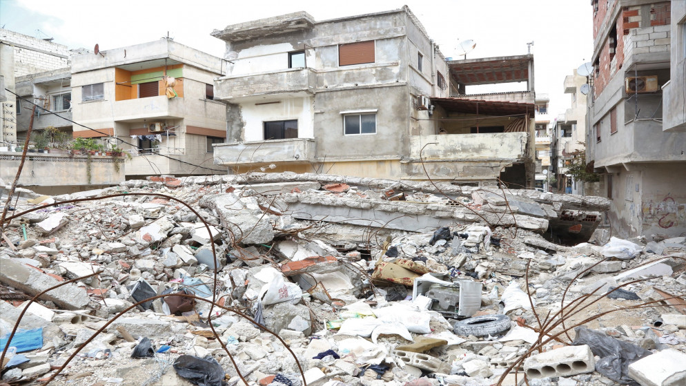 منزل في مخيم اللاذقية في سوريا متضرر من الزلزال الذي ضرب تركيا وسوريا. (أونروا)