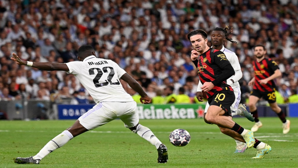 جاك غريليش جناح مانشستر سيتي خلال مباراة أمام ريال مدريد في دوري أبطال أوروبا. (أ ف ب)