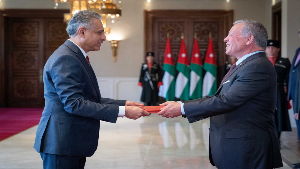 جلالة الملك عبدالله الثاني يتقبل أوراق اعتماد عدد من السفراء. (الديوان الملكي الهاشمي)