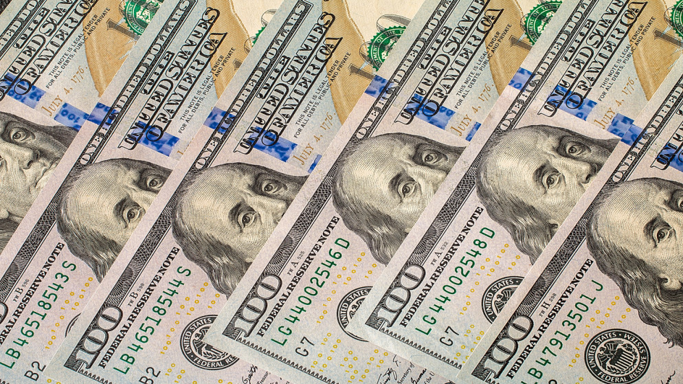 أوراق نقدية من فئة 100 دولار أميركي. (istockphoto)