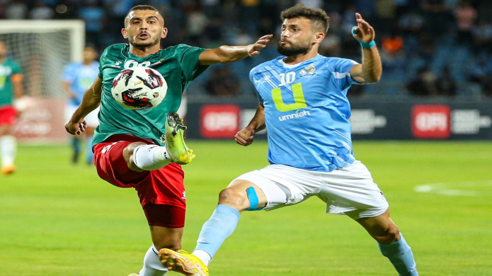 جانب من لقاء ذهاب كأس السوبر لكرة القدم بين ناديي الفيصلي والوحدات (أرشيفية). (صفحة الدوري الأردني للمحترفين التابعة لاتحاد كرة القدم)