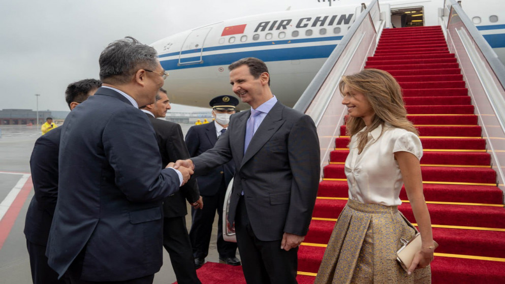 الرئيس السوري بشار الأسد وزوجته يصلان الصين. (رويترز)