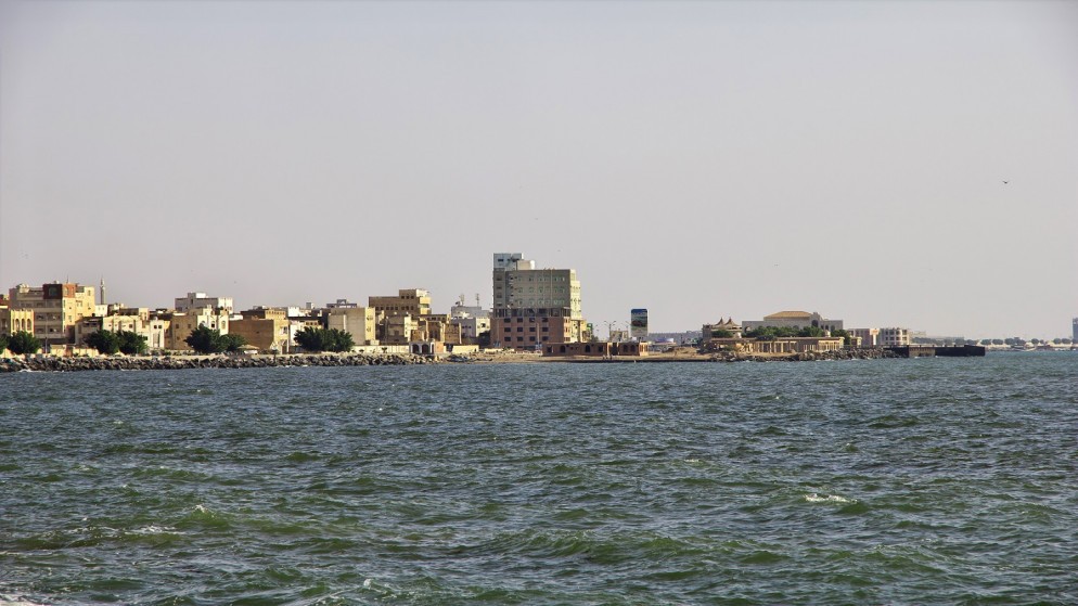 مضيق باب المندب في البحر الأحمر (shutterstock)