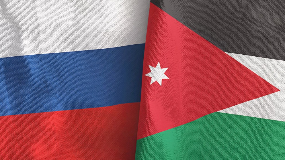 علما الأردن وروسيا. (shutterstock)