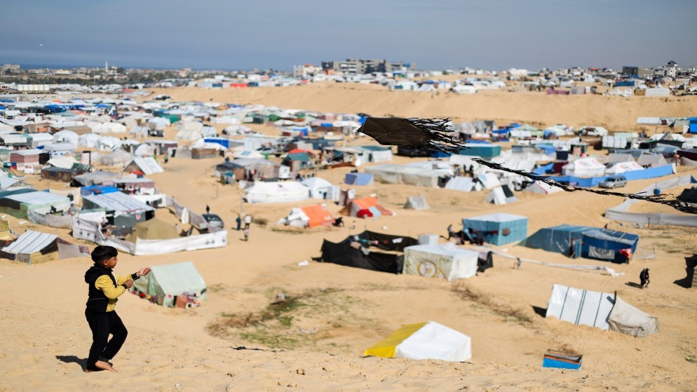 مخيم في رفح جنوبي قطاع غزة، 8 فبراير 2024. (رويترز)