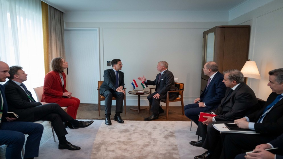 جلالة الملك عبدالله الثاني يلتقي رئيس وزراء هولندا مارك روته، على هامش انعقاد الدورة الستين لمؤتمر ميونخ للأمن