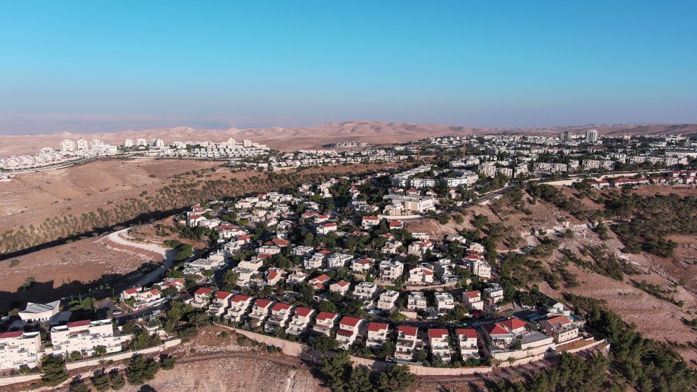 لقطة جوية تظهر مستوطنة معاليه أدوميم المقامة على أراضي الفلسطينيين في الضفة الغربية المحتلة ، 25 حزيران ، 2023.(رويترز)