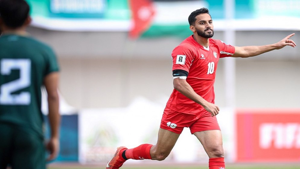 لاعب المنتخب الوطني لكرة القدم موسى التعمري نجم نادي مونبيليه الفرنسي. (اتحاد كرة القدم)