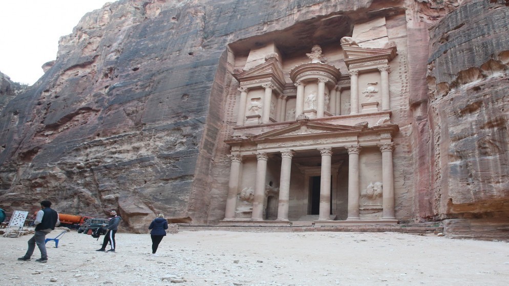 مدينة البترا الأثرية في الأردن. (Shutterstock)