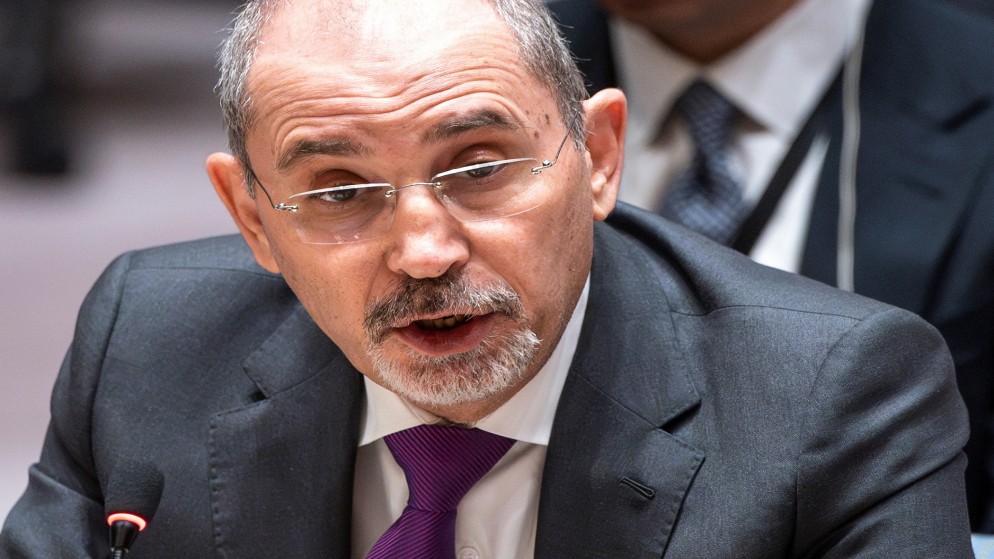 نائب رئيس الوزراء وزير الخارجية وشؤون المغتربين أيمن الصفدي خلال الجلسة المفتوحة لمجلس الأمن حول الأوضاع في الشرق الأوسط. (رويترز)