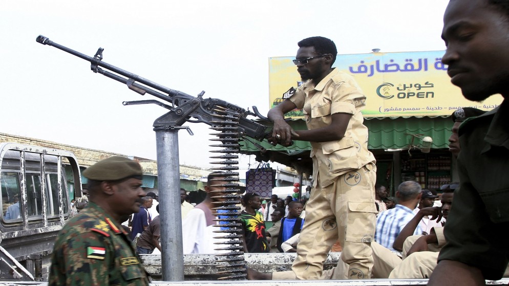 دورية لقوات الأمن السودانية في منطقة بمدينة القضارف شرقي السودان. (أ ف ب)