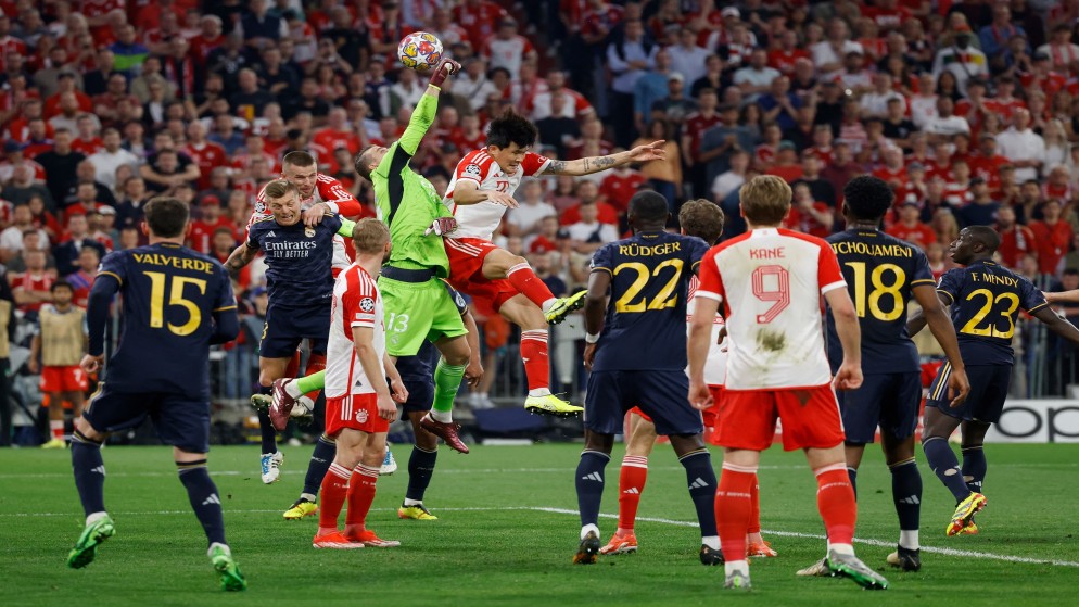 صورة من مواجهة ريال مدريد مع بايرن ميونيخ في ذهاب نصف نهائي دوري أبطال أوروبا لكرة القدم. (أ ف ب)