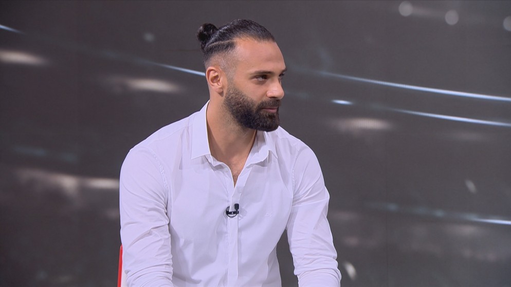 اللاعب يزن العرب عبر برنامج الكابتن (المملكة)